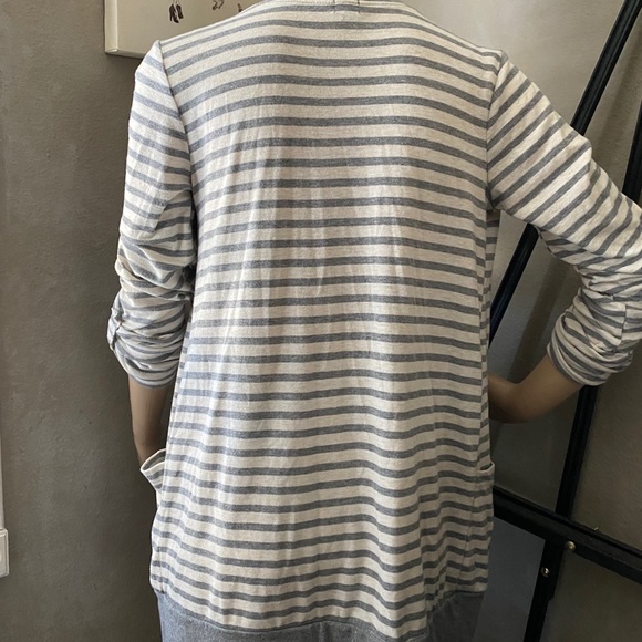 Cardigan - Picture 8 of 9